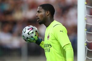 隆戈:米兰今夏想出售迈尼昂,不会拒绝2500万至3000万欧元报价