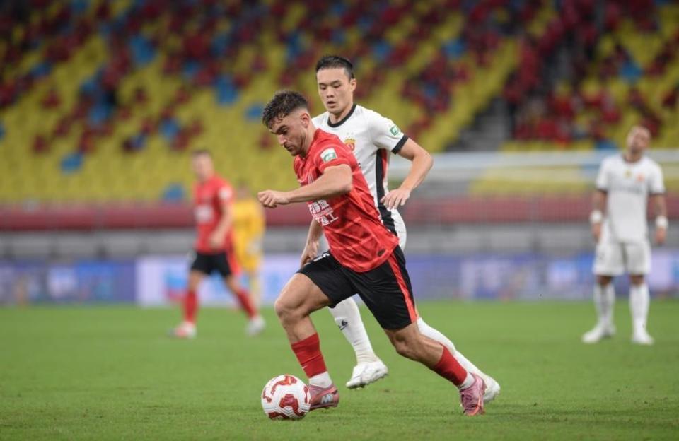 开云官网-BIG5内战首胜！泰山6球狂胜国安，将战申花海港，蓉城或受益