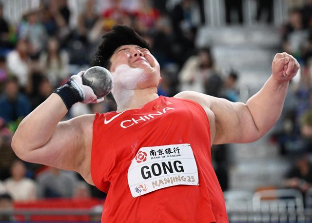 奥运冠军压阵，多位新星闪耀，中国田径队73名选手出征世锦赛