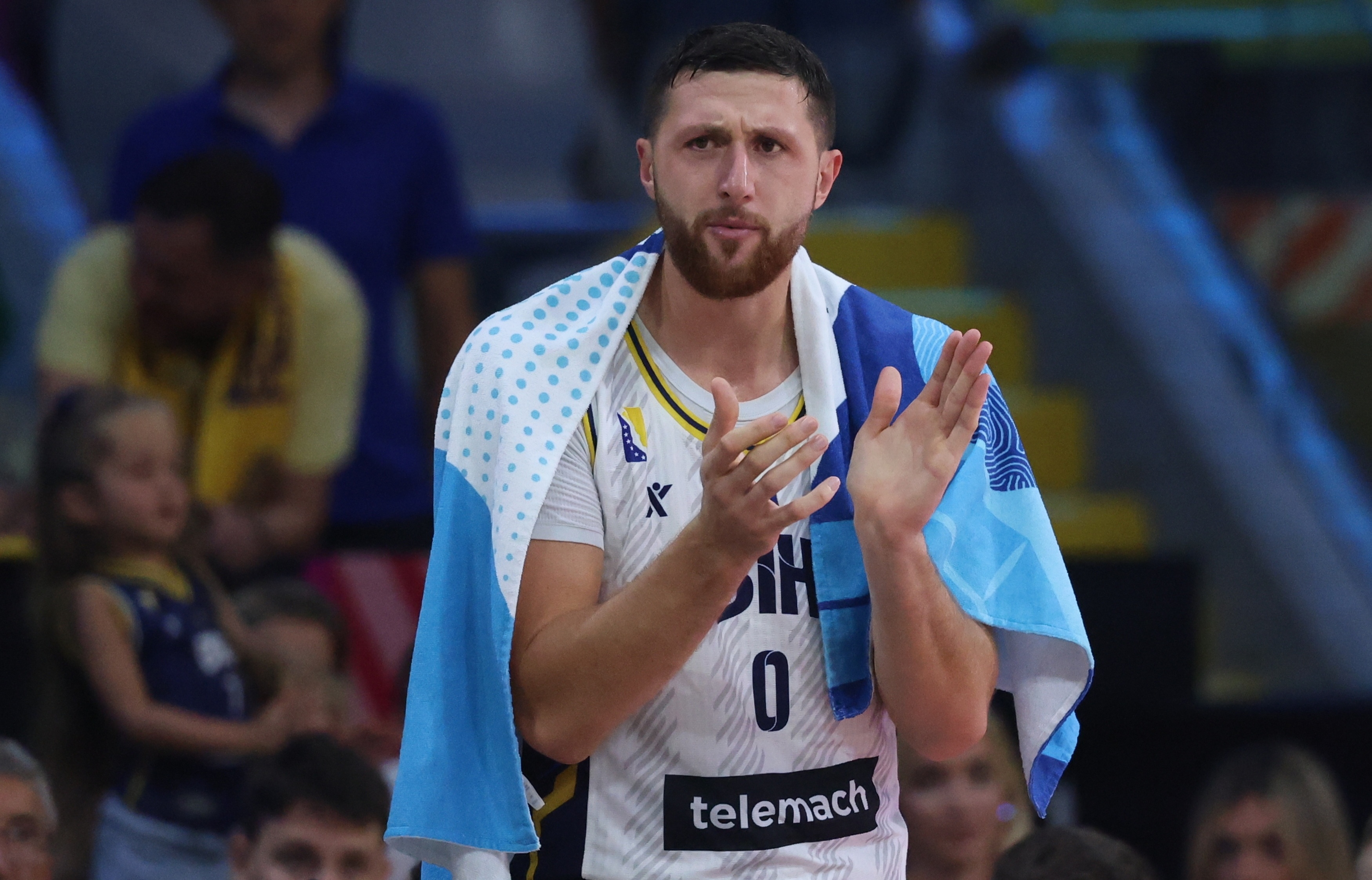 开云网页-努尔基奇谈字母哥缺席：面对任何阵容都需坚持战术纪律