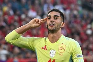 开云网页-每体：凭借在俱乐部的出色状态，费兰也将在西班牙队担任9号