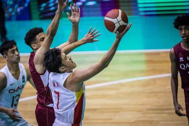 开云-【早报】这一次，足球踢得是“人情世故”