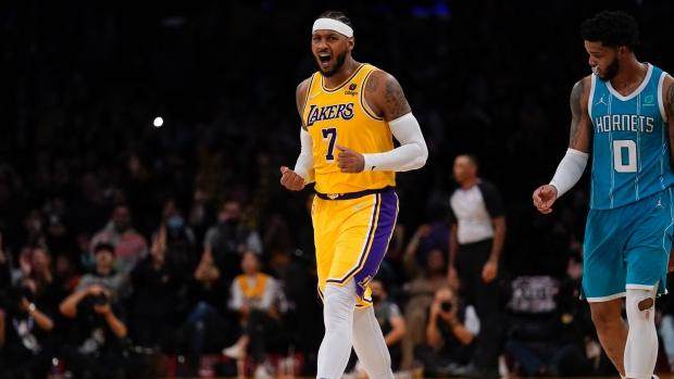 从“养老”变成被“啃老”安东尼已成湖人胜负晴雨表