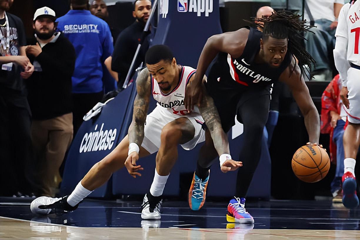 开云官网-个人表现已经非常出色了，但快船锋线大将并没有得到基本的支持？