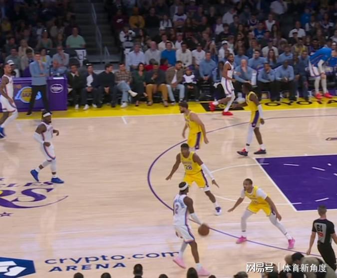 kaiyun-+7，没有三巨头，三对湖人这么强吗？被吓到了